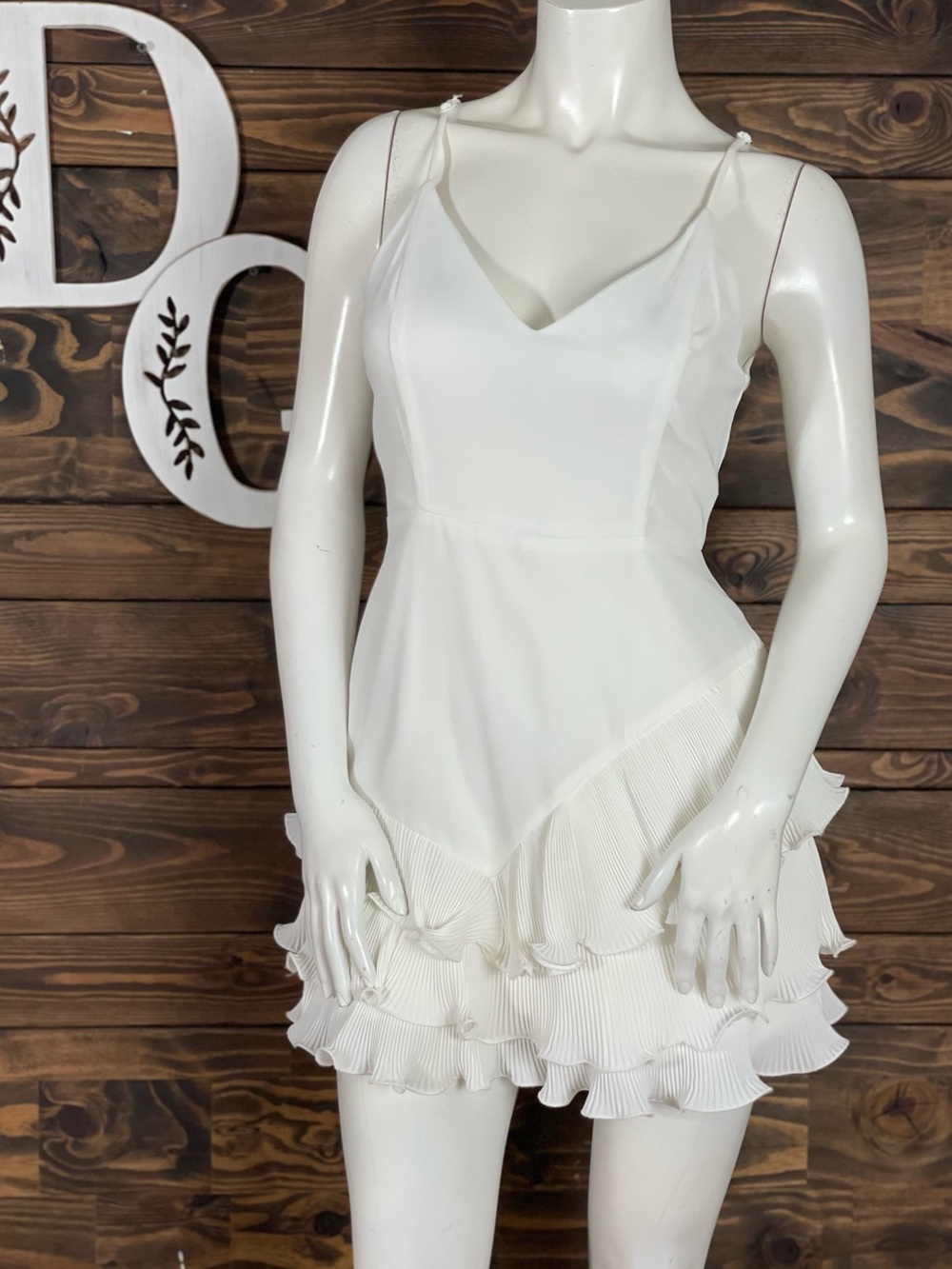 Do + Be | Wavy Ribbed Textured Ruffle Tiered V-Neck White Mini Dress Bride To Be